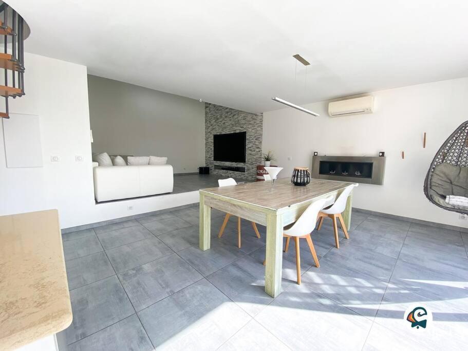 Magnifique Villa Piscine Proche Nice La Trinite Ngoại thất bức ảnh